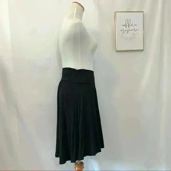 Three dots black a-line mid-length skirt - Picture 2 of 6